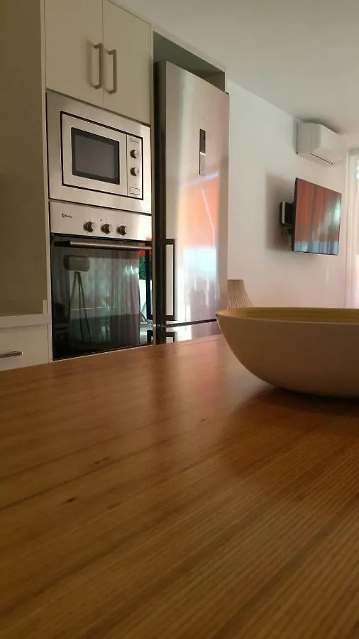 شقة Beachfront Los Cristianos أرونا 0*,  إسبانيا