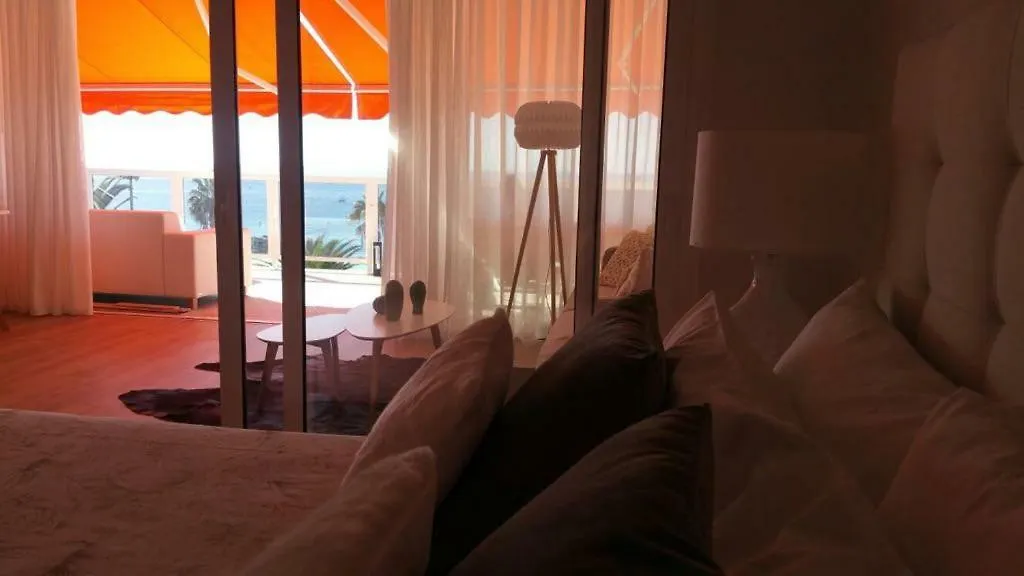 Beachfront Los Cristianos Apartment Arona